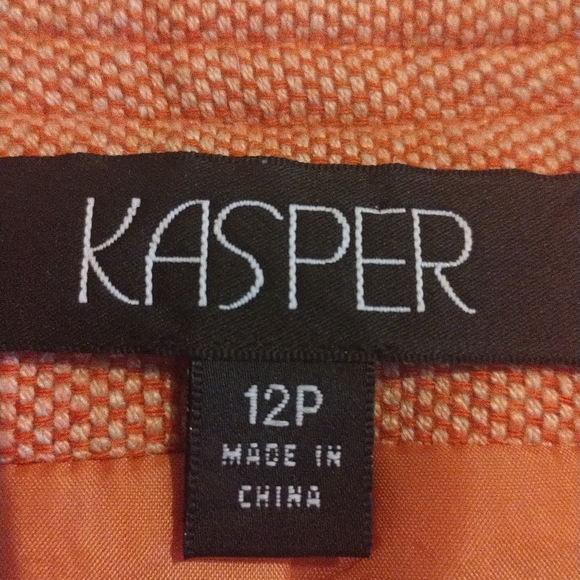 Ladies Coral colored jacket - Picture 4 of 4